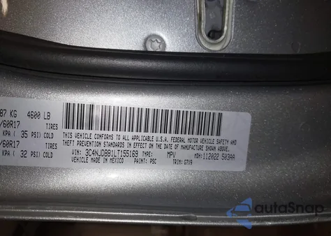2020 Jeep Compass Latitude 4X4 from USA, damaged, VIN 3C4NJDBB1LT155169